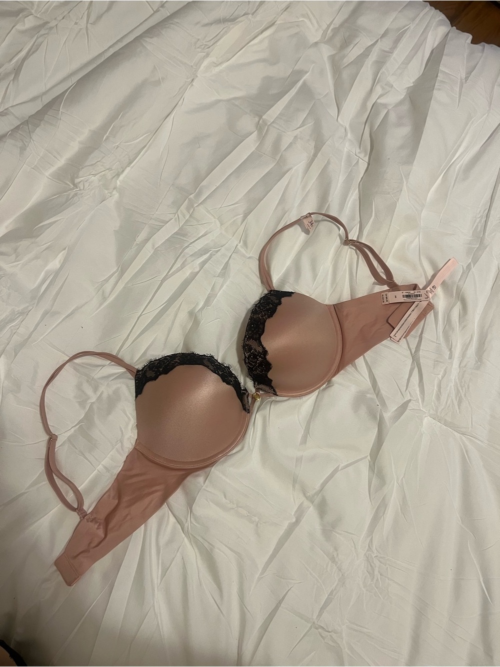 Black Lace and Nude Pink VS Very Sexy Pussh Up Bra 34D NWT